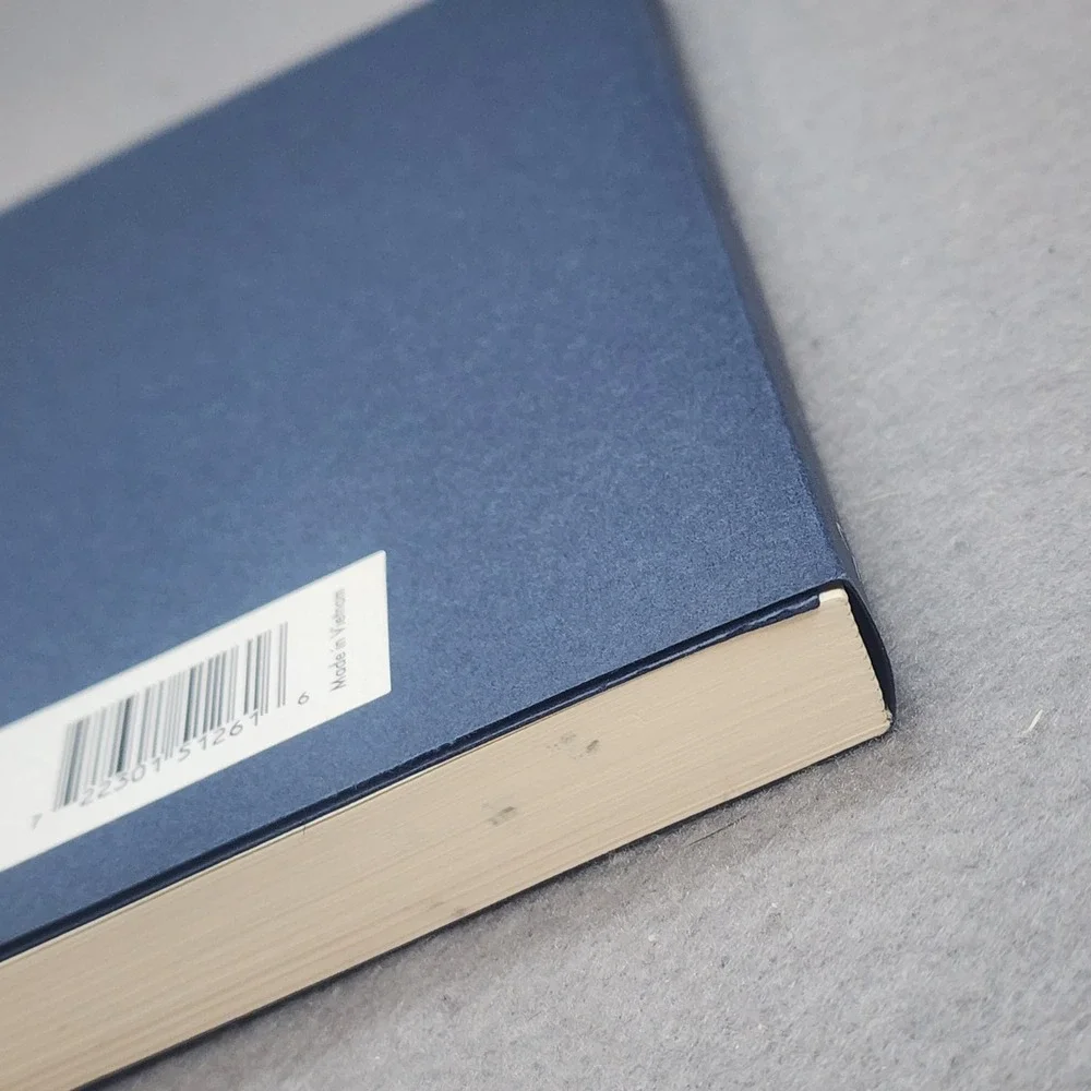 Piccadilly 300 Writing Prompts‎ Journal Navy Blue Creative Lessons 204 Pages